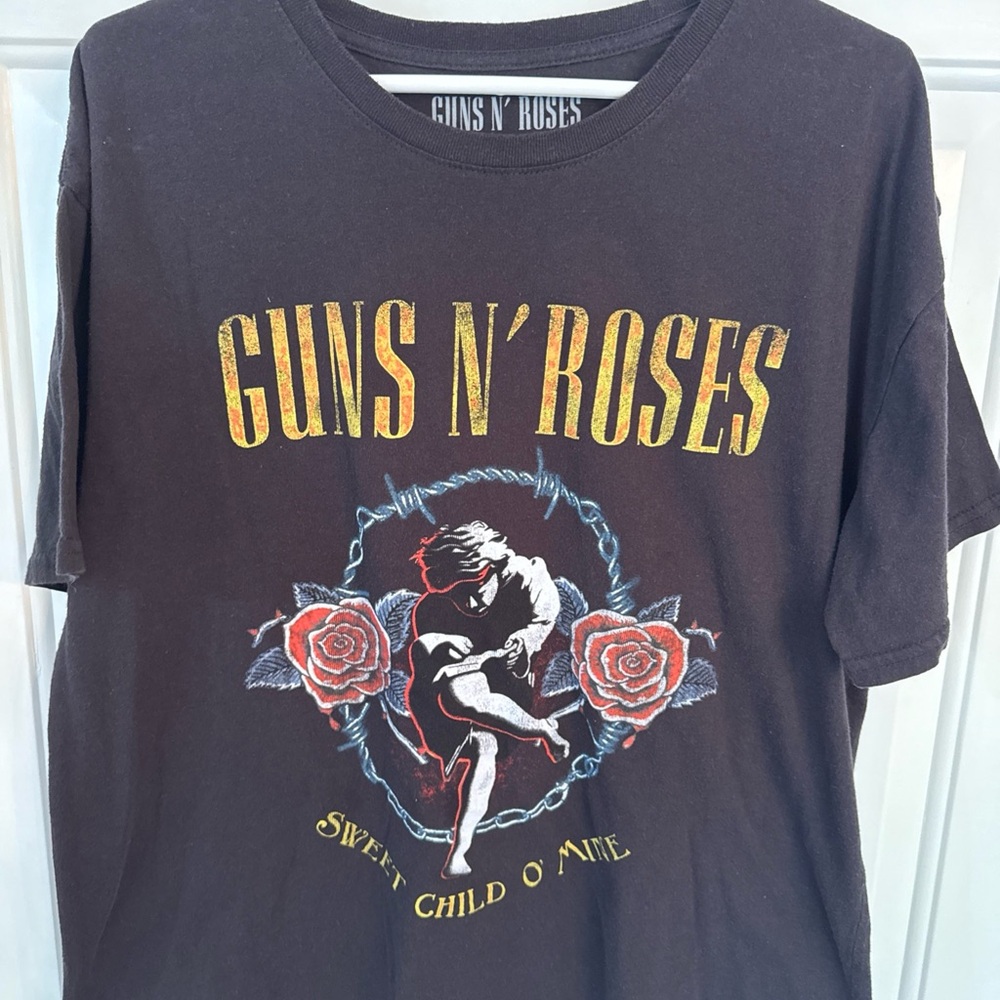 Women’s Guns N' Roses Graphic Tee - Black -2X